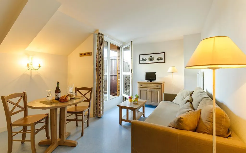 Lagrange Vacances Les Roches Douvres Saint-Briac-sur-Mer France