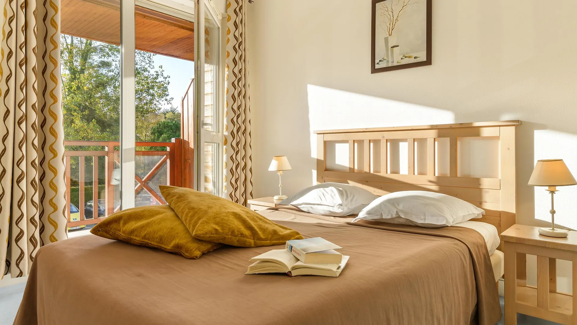 Lagrange Vacances Les Roches Douvres Saint-Briac-sur-Mer Holiday park