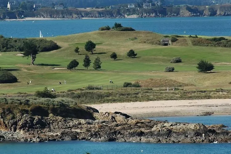 Lagrange Vacances Les Roches Douvres Saint-Briac-sur-Mer Holiday park